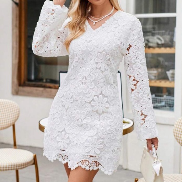 Luxe lace knot front party formal dress - Picture 5 of 8